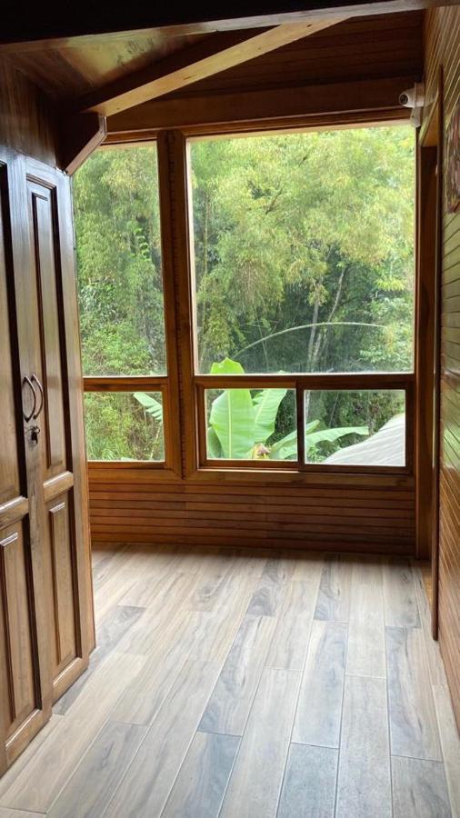 Hostal Zafiro Миндо Экстерьер фото